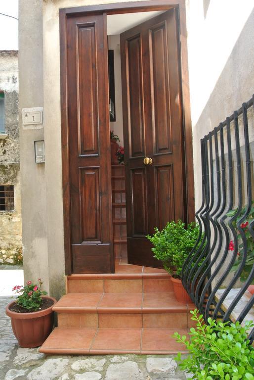 B&B Casa Antonia Trentinara Exterior foto